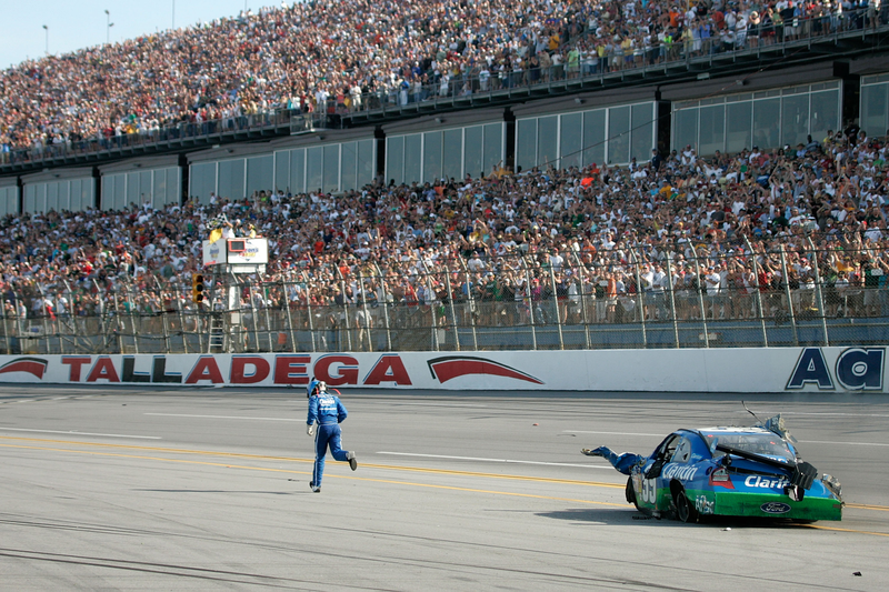 Illustration for article titled Carl Edwards Real-Life Talladega Nights NASCAR Crash: Video, Gallery